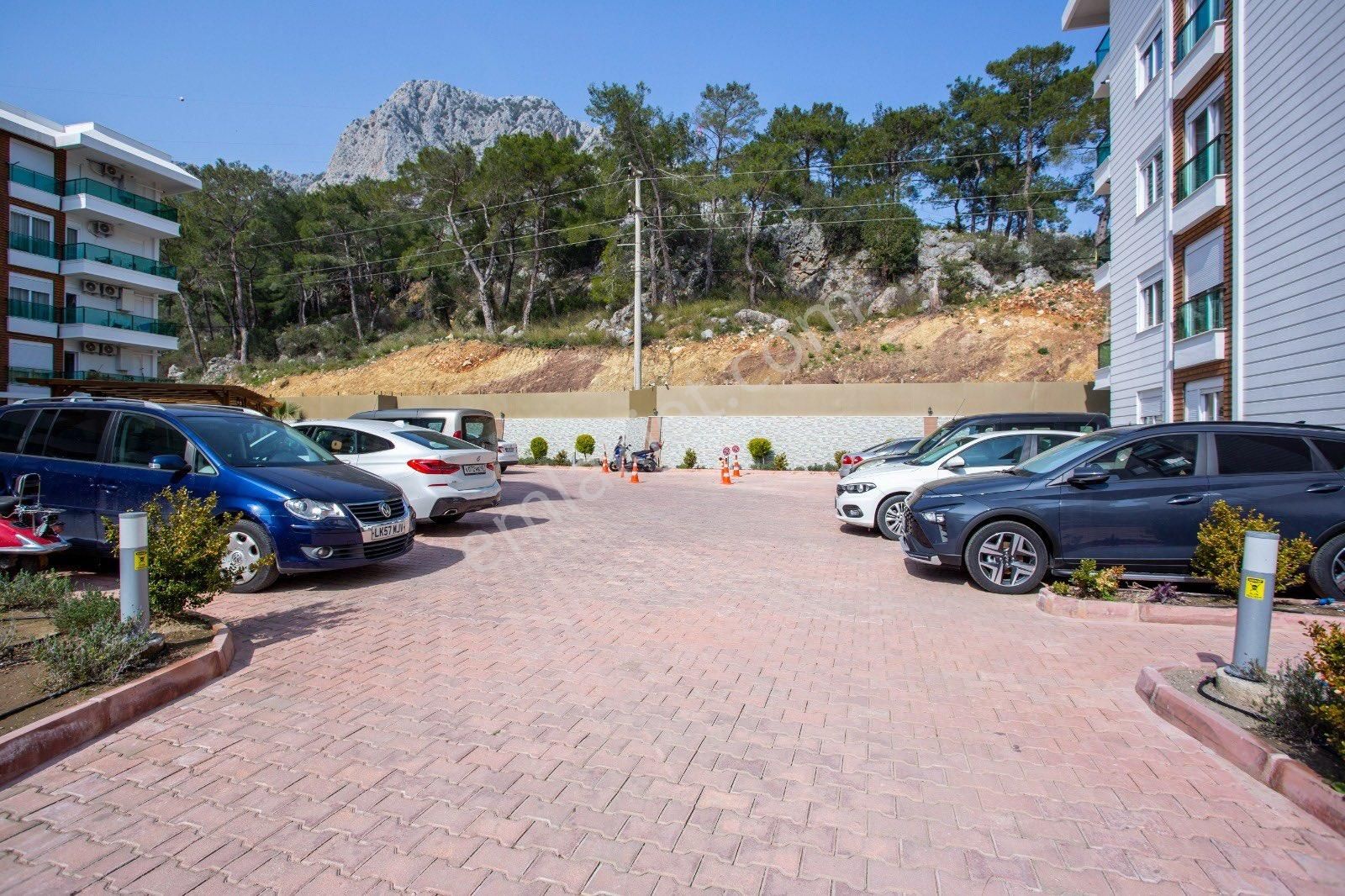 Antalya Konyaaltı Doğalgazlı Güvenlikli Site İçi Tertemiz Yeni Eşyalı Geniş 2+1 Kiralık Daire - Görsel 20