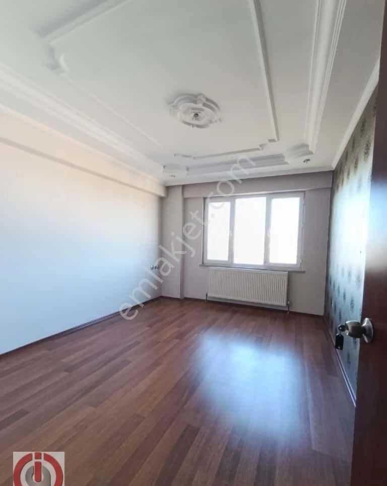İnceoğlundan Cumhuriyet'te 3+1 Kiralık Daire - Görsel 23