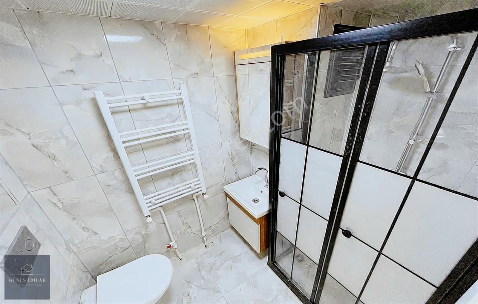 Güneş Emlak Cadde Üzerinde Oturuma Hazır Uygun Fiyatlı 2+1 - Görsel 32