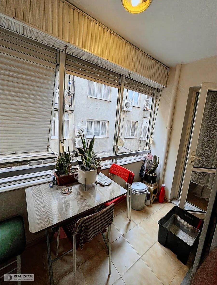 Şirinyer Menderes Çarşı Caddesinde Prestijli Konumda 3+1 - Görsel 9