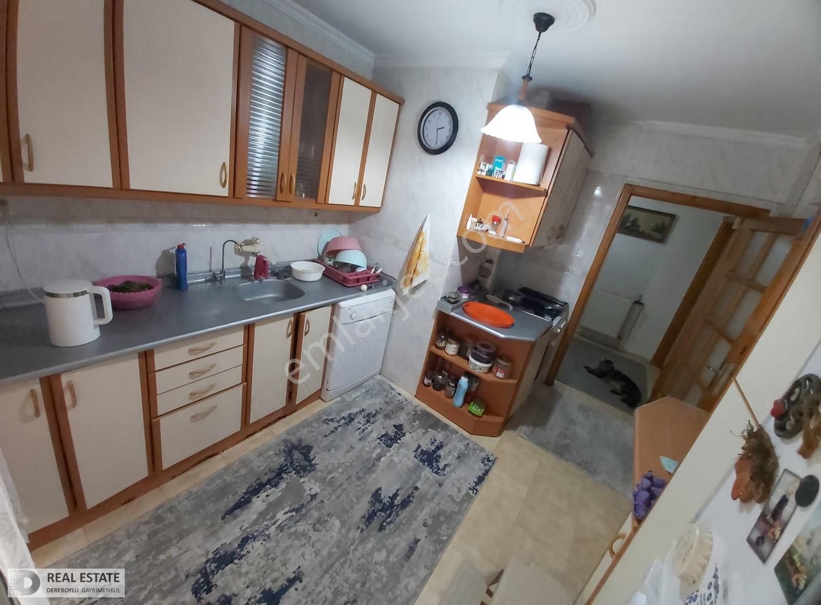 Şirinyer Menderes Çarşı Caddesinde Prestijli Konumda 3+1 - Görsel 15