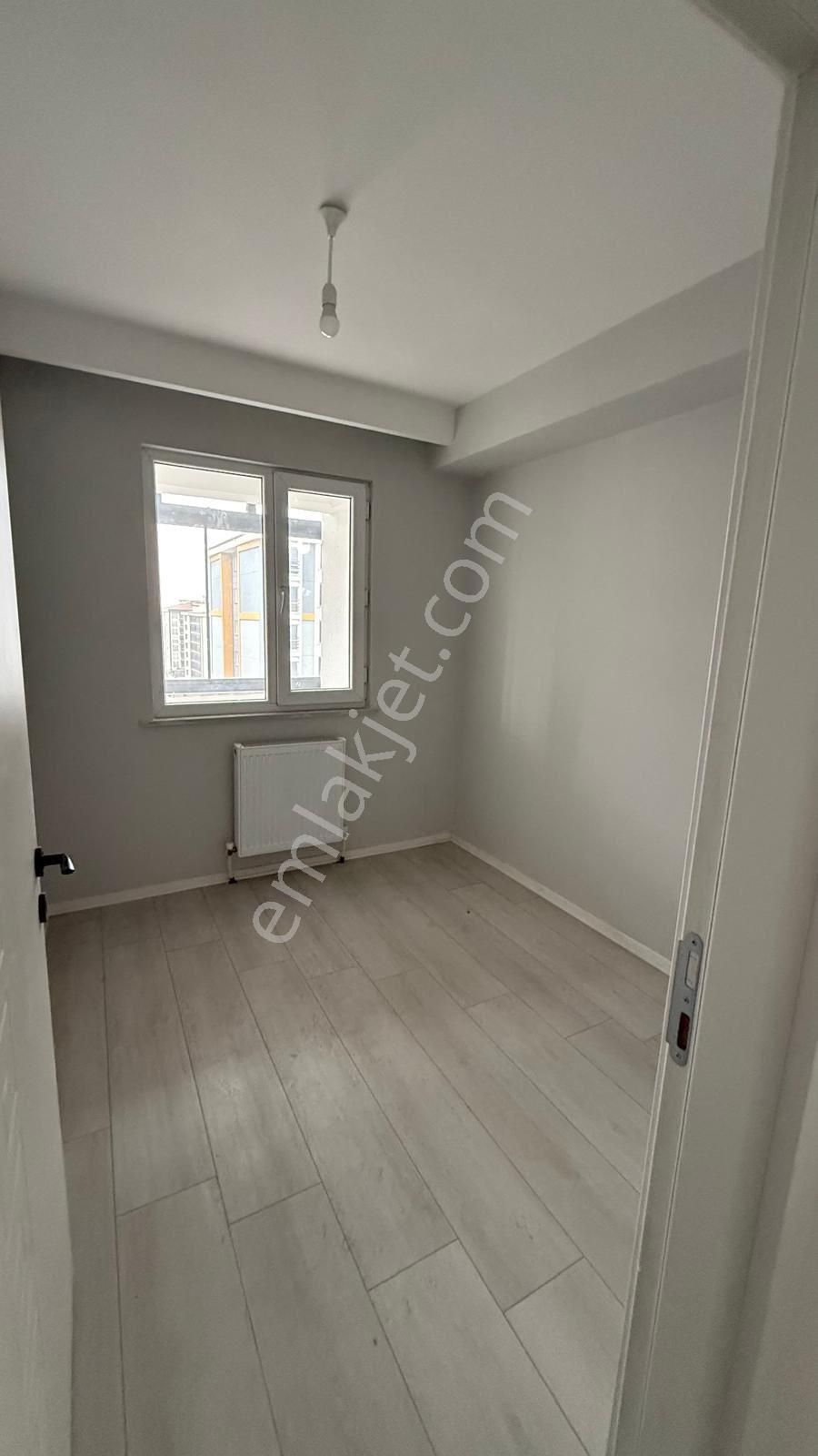 Çerkezköy De 4+1 Site İçinde Avm Ler Bölgesinde Fırsat Daire - Görsel 4