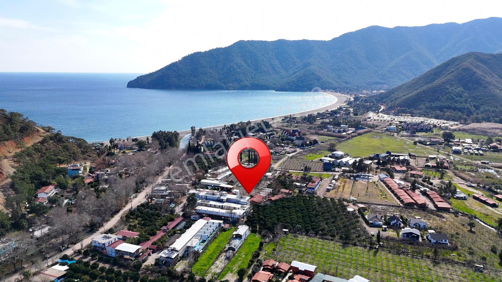 Adrasan'da İster Hobi Bahçesi İsterseniz De İşletme Kurmaya Uygun Kiralık Arazi