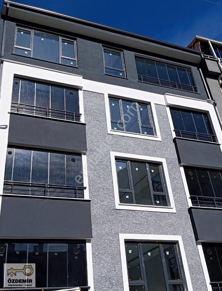 Özdemir'den Fatih Mah.derman Cd. Yakını Satılık Sıfır 1+1 - Görsel 9
