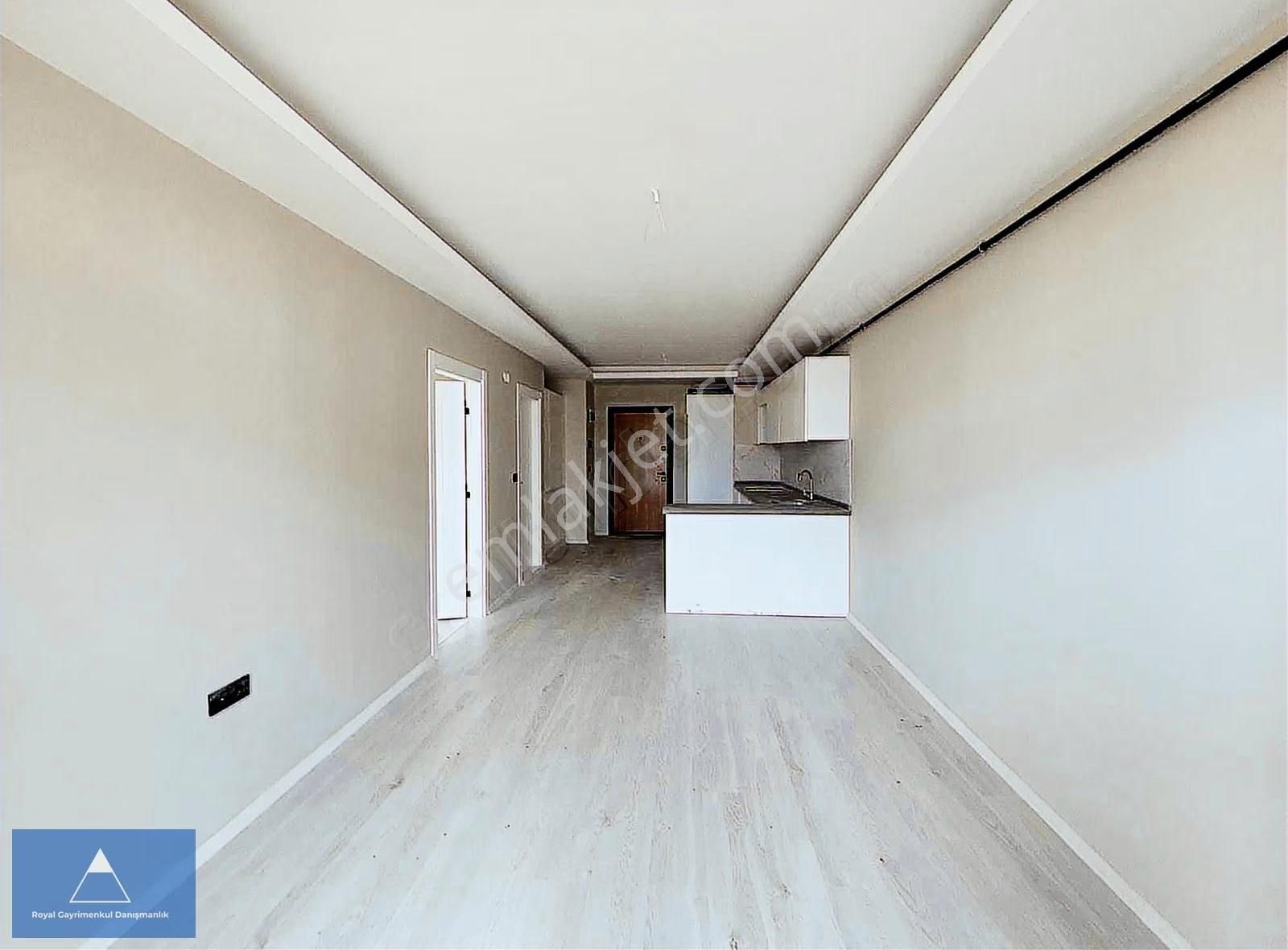 Aziz Işık Bulvarına 1 Parsel Ultra Geniş Yüksek Kredili 1+1