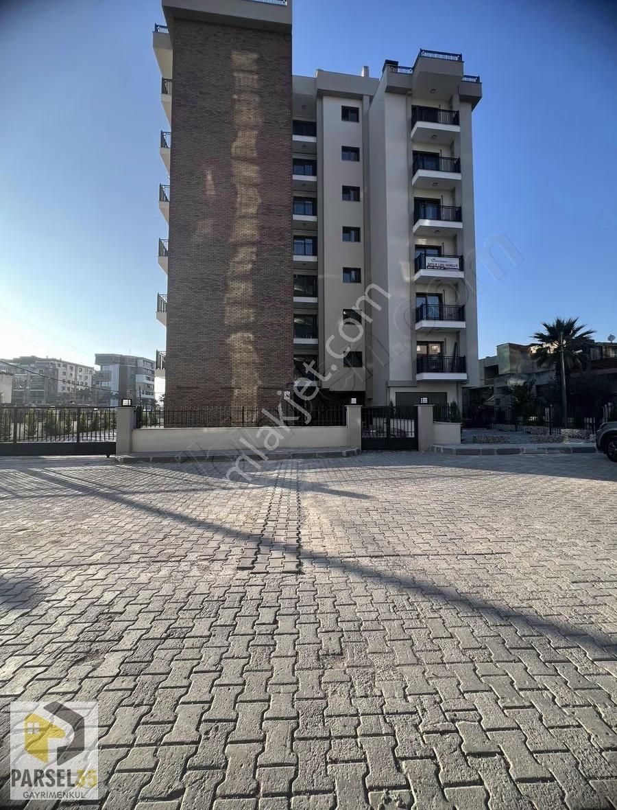 Karşıyaka Şemiklerde Ordu Bulvarı Yakını Sıfır Lüx 2+1 Daire - Görsel 3