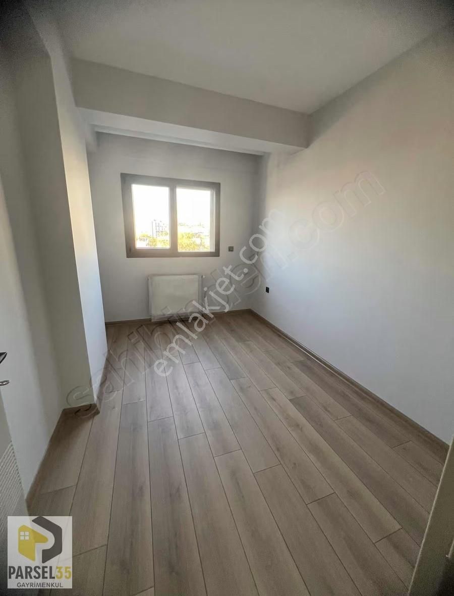 Karşıyaka Şemiklerde Ordu Bulvarı Yakını Sıfır Lüx 2+1 Daire - Görsel 13