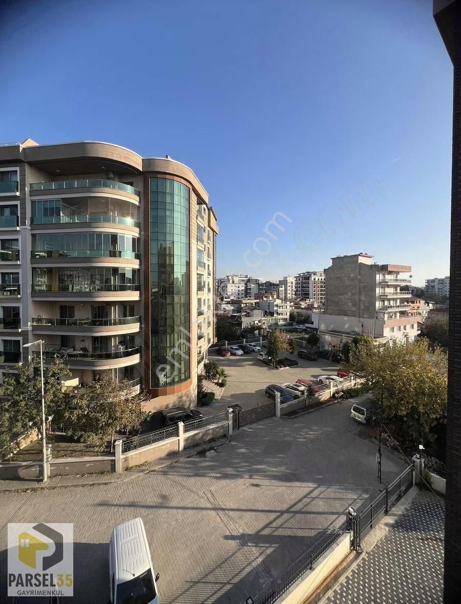 Karşıyaka Şemiklerde Ordu Bulvarı Yakını Sıfır Lüx 2+1 Daire - Görsel 4