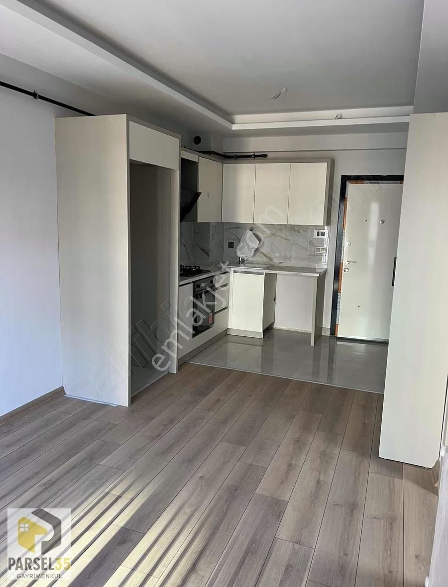 Karşıyaka Şemiklerde Ordu Bulvarı Yanı Sıfır 1+1 Satılık Daire - Görsel 11