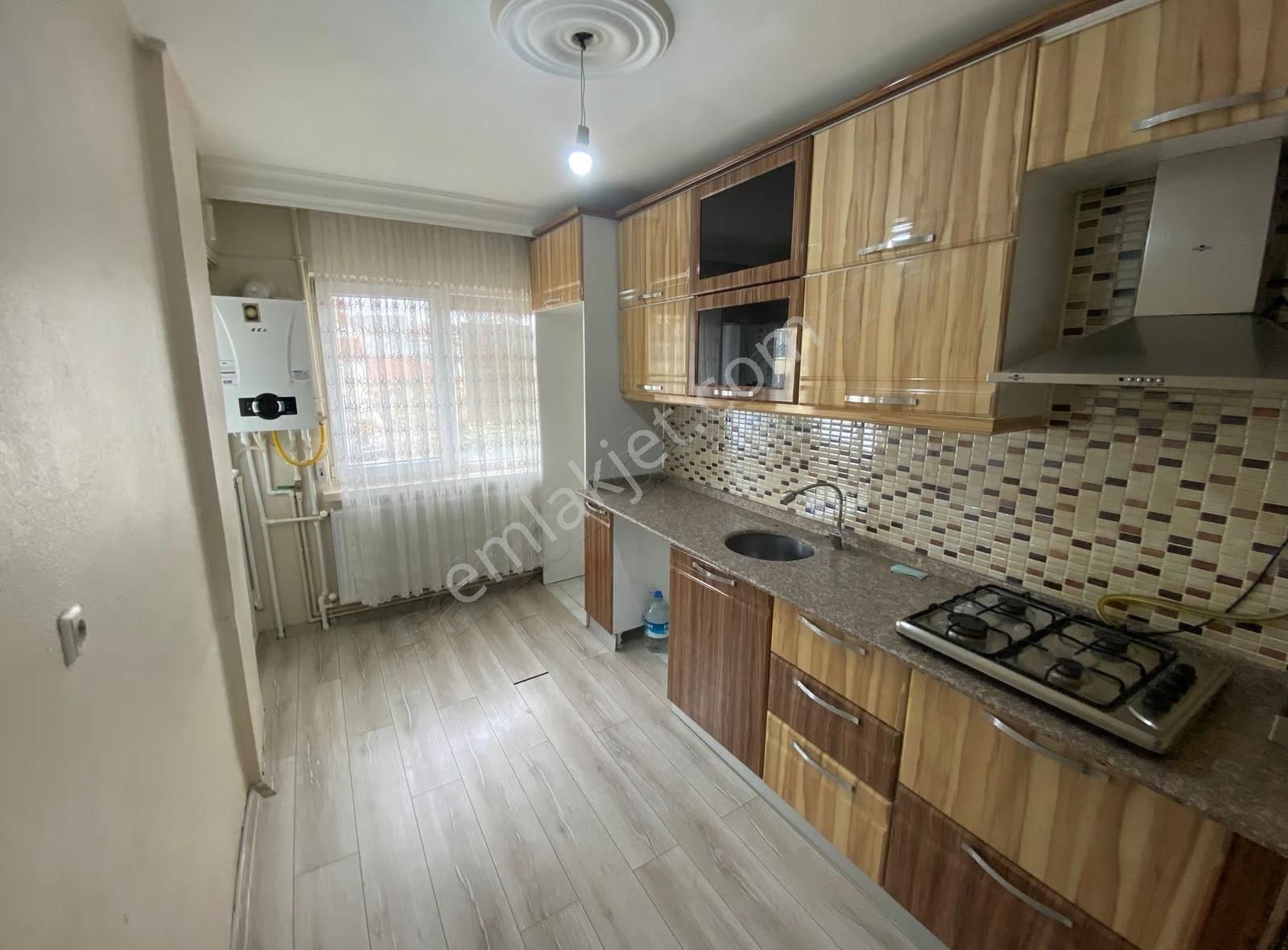 Çırağan Emlak'tan Ömerağa Mah.cadde Yakını Ara Kat 3+1 Daire - Görsel 18