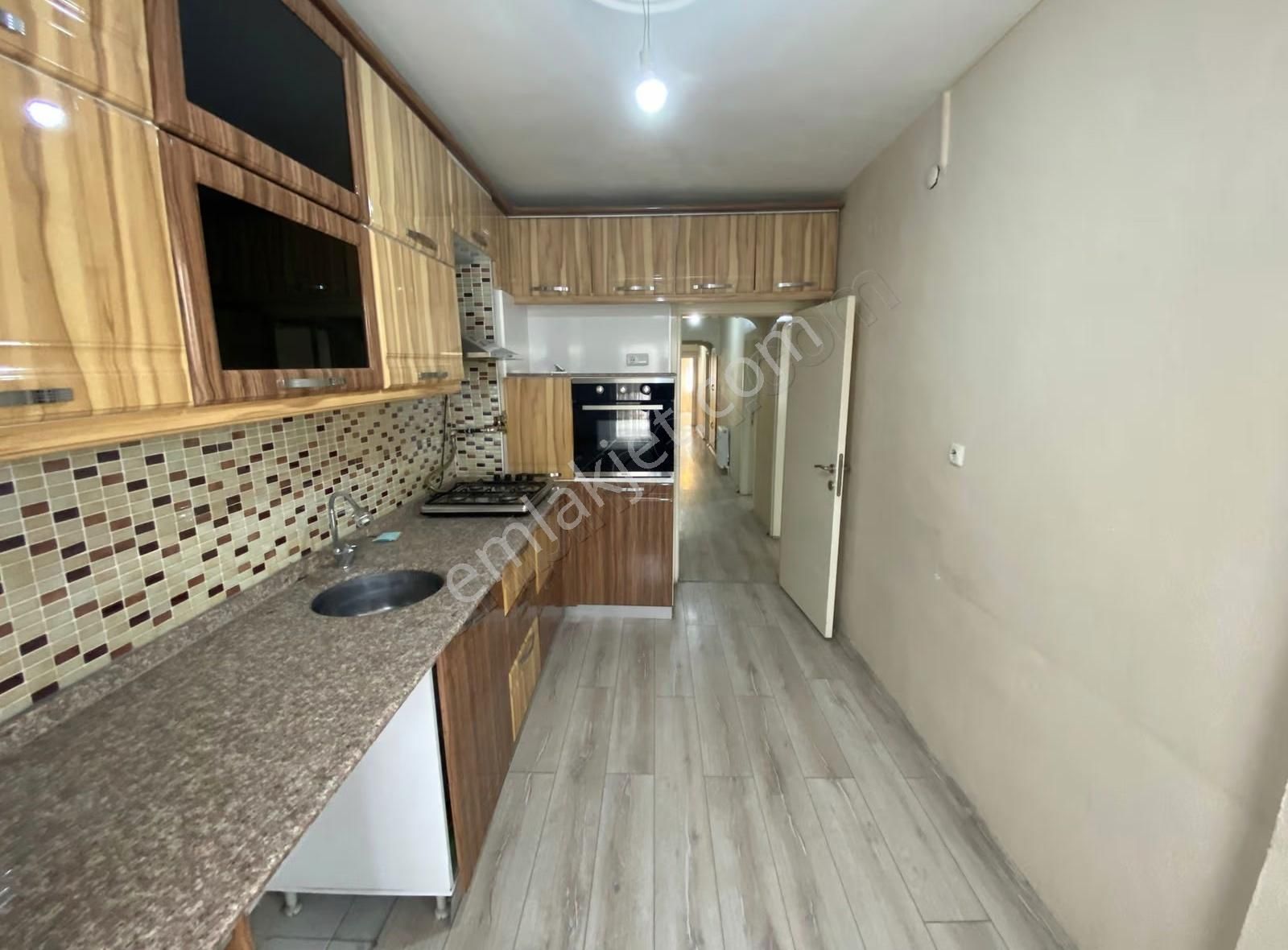 Çırağan Emlak'tan Ömerağa Mah.cadde Yakını Ara Kat 3+1 Daire - Görsel 9