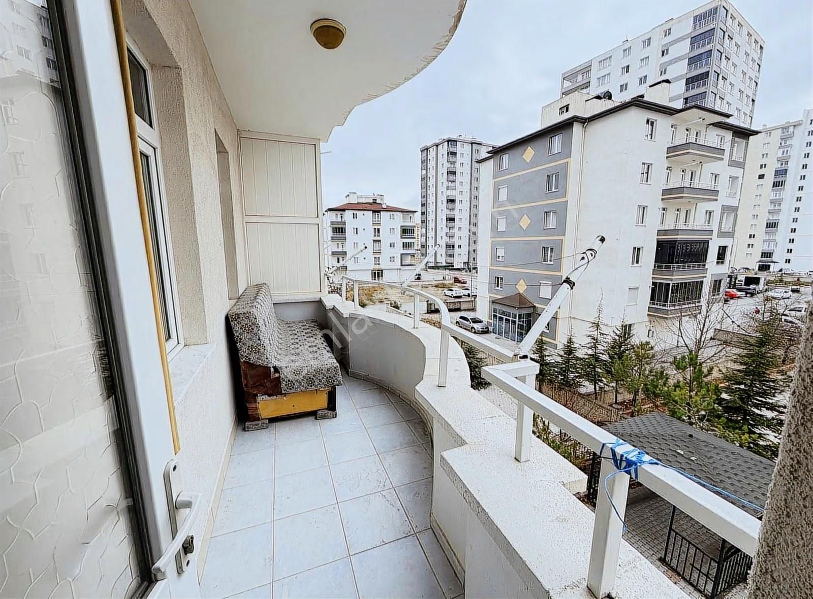 Duru Team-hoca Ahmet Yesevi'de Kullanışlı Kiralık Daire - Görsel 5