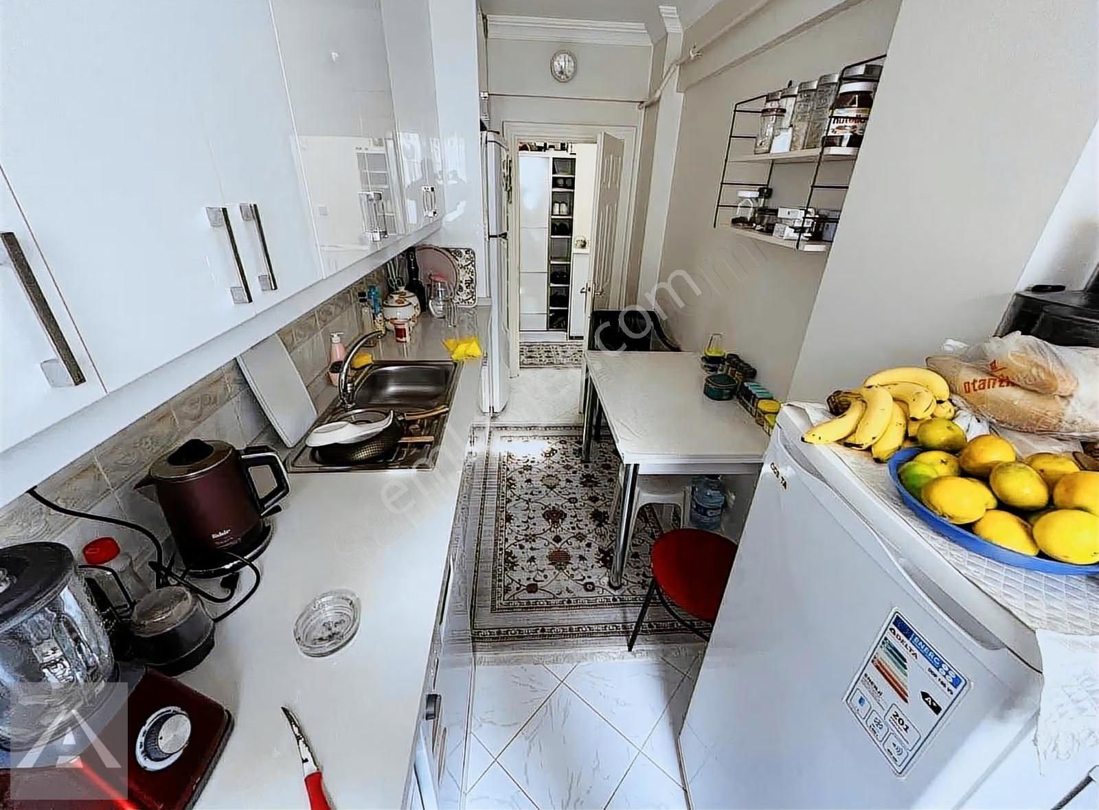 Altıntepe'de Ara Kat Ön Köşe Balkonlu 2+1 - Görsel 19