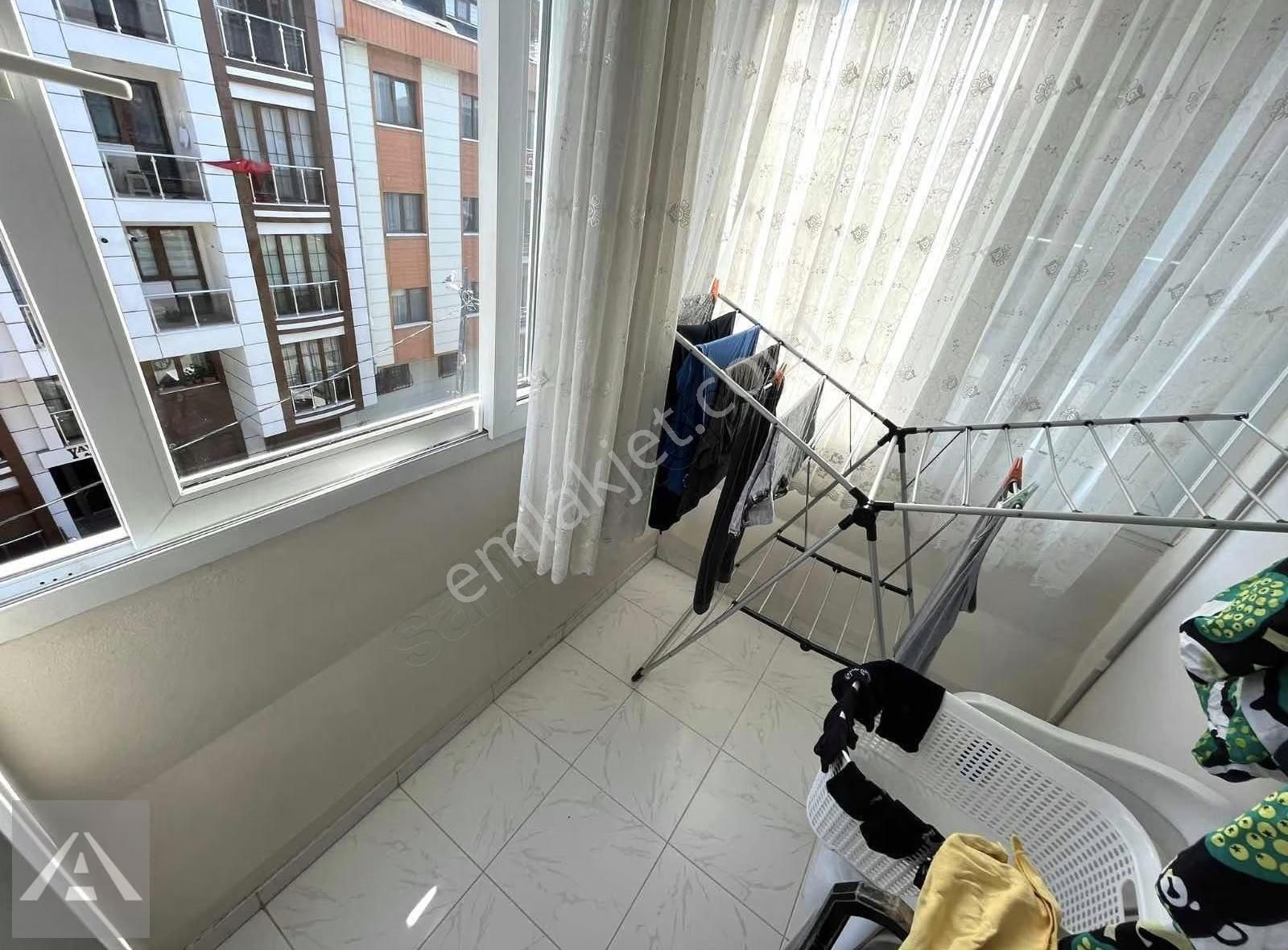 Altıntepe'de Ara Kat Ön Köşe Balkonlu 2+1 - Görsel 16