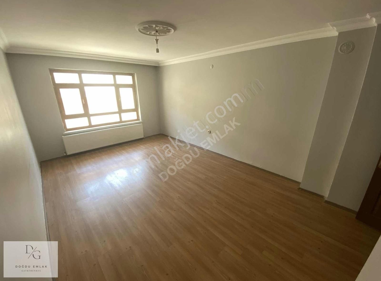 Doğdu Emlak'tan Cadde Üstü 5+1 Teraslı Dublex - Görsel 27