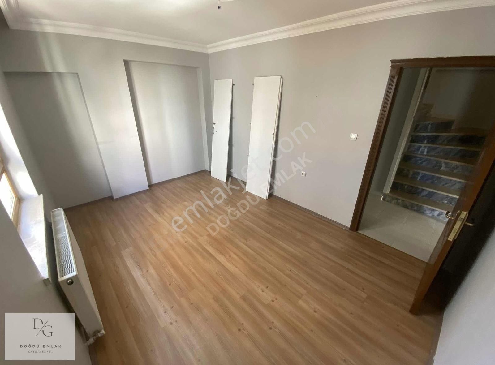 Doğdu Emlak'tan Cadde Üstü 5+1 Teraslı Dublex - Görsel 26