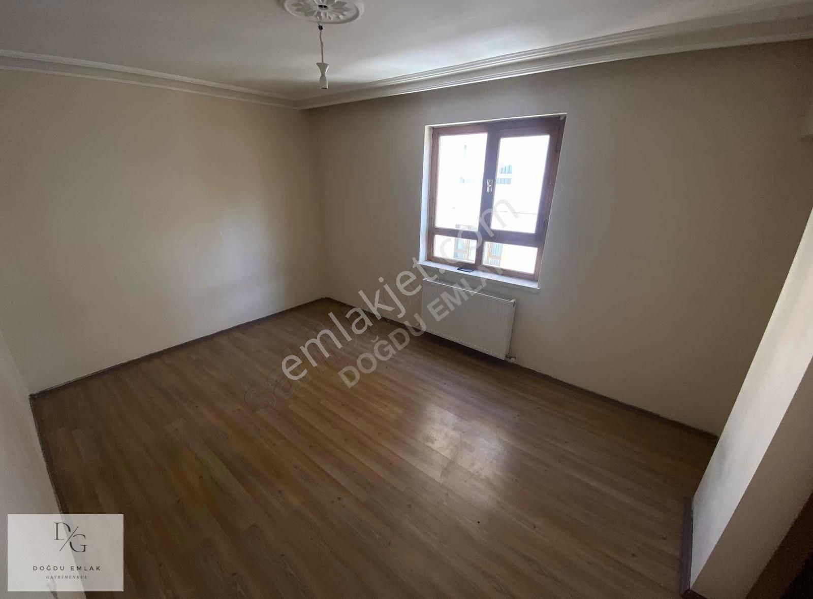 Doğdu Emlak'tan Cadde Üstü 5+1 Teraslı Dublex - Görsel 4