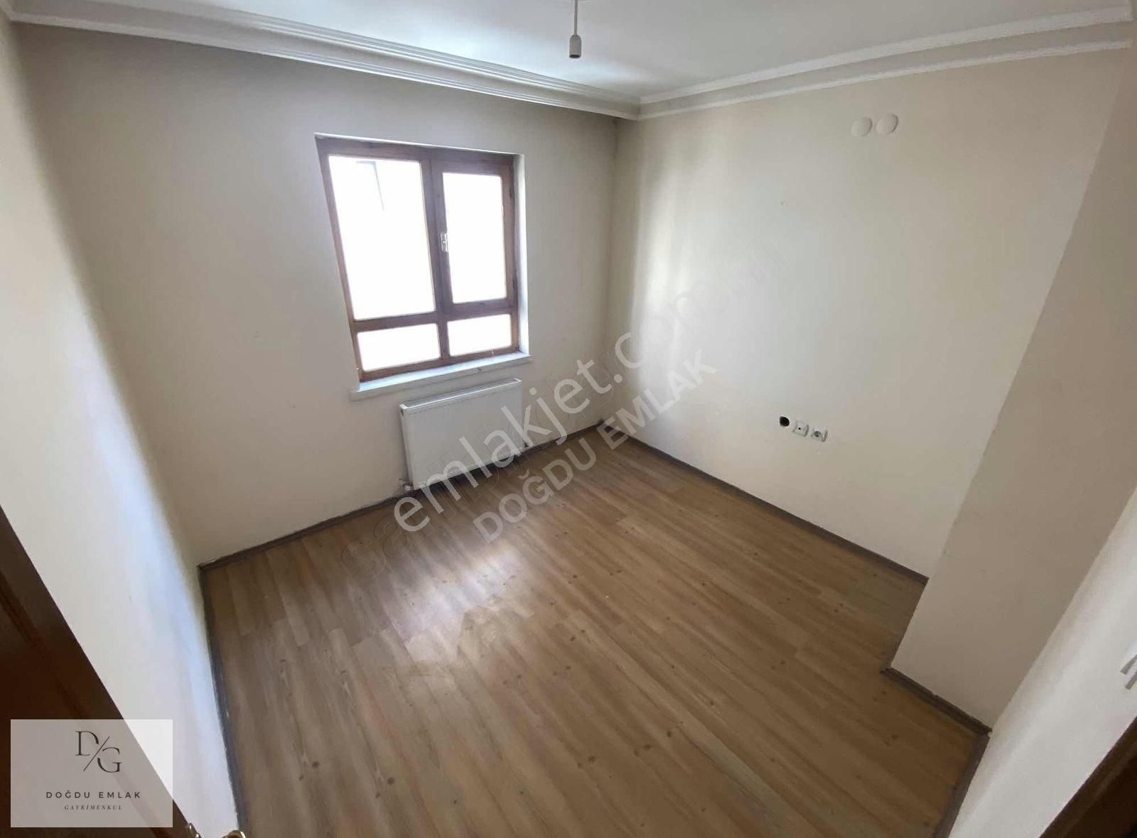 Doğdu Emlak'tan Cadde Üstü 5+1 Teraslı Dublex - Görsel 14