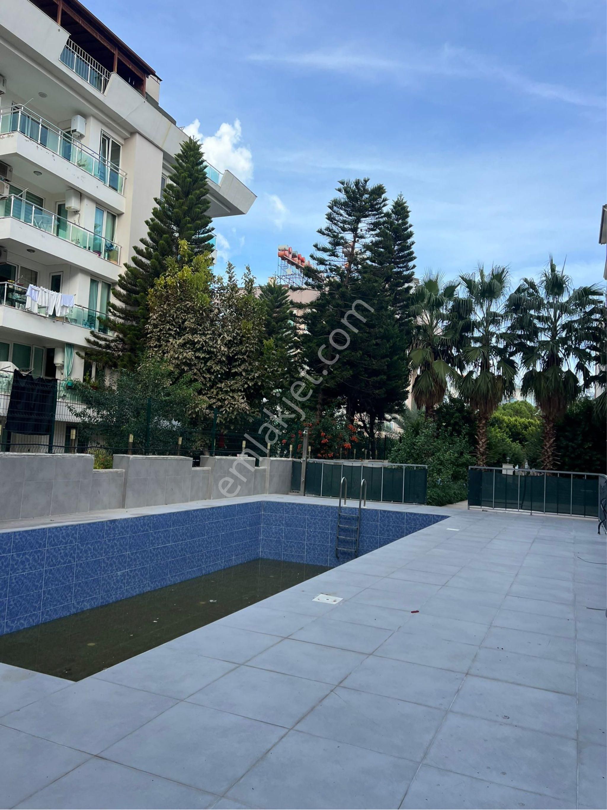 Antalya Konyaaltı Hurma Site İçi Yeni Ve Temiz Eşyalı Geniş 1+1 Full Eşyalı 1+1 Daire - Görsel 12