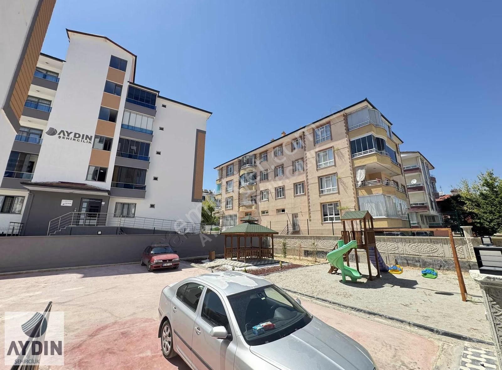 Aydın Satıyordan Karaman Cad. Yakın Lüx 3 Cepheli 196m2 Daire - Görsel 9