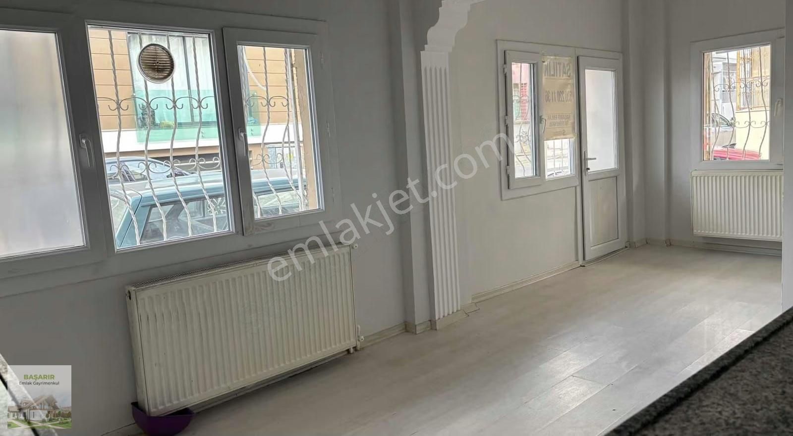 Üçyol Meydanda Doğalgazlı İçiyapılı Köşe Yüksekgiriş Kupon Daire - Görsel 3