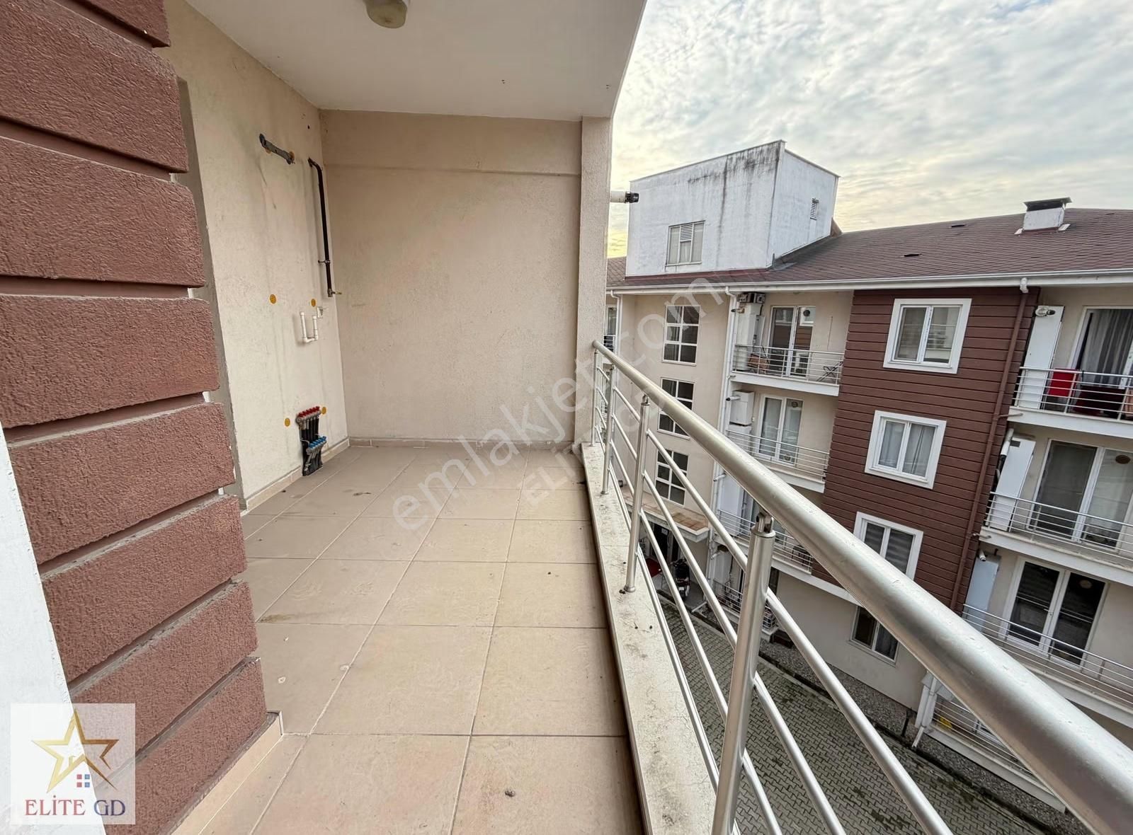 Elite Gd & 2+1 Netlife Sitesinde Kapalı Mutfak Ara Kat Daire - Görsel 15