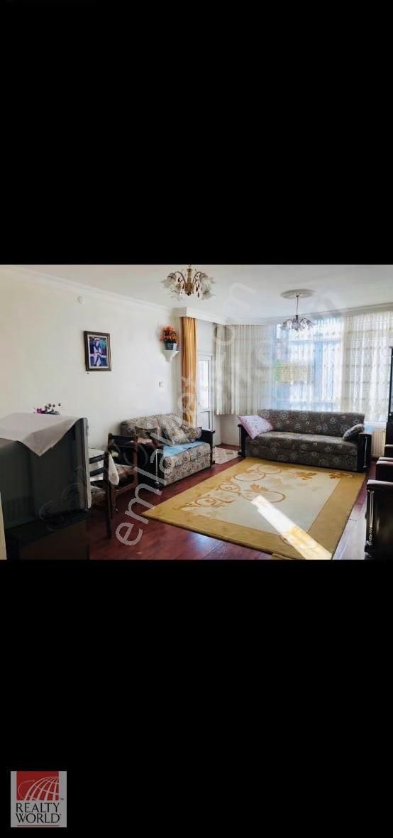 Ayyıldız Mahallesinde 2.katta Eşyalı Kiralık Daire - Görsel 4