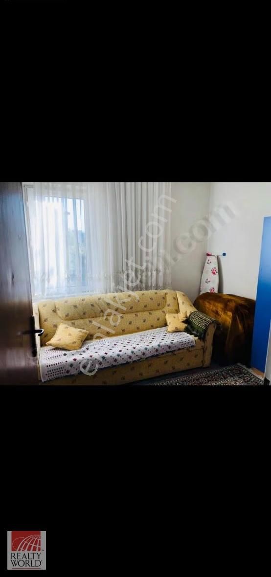 Ayyıldız Mahallesinde 2.katta Eşyalı Kiralık Daire - Görsel 8