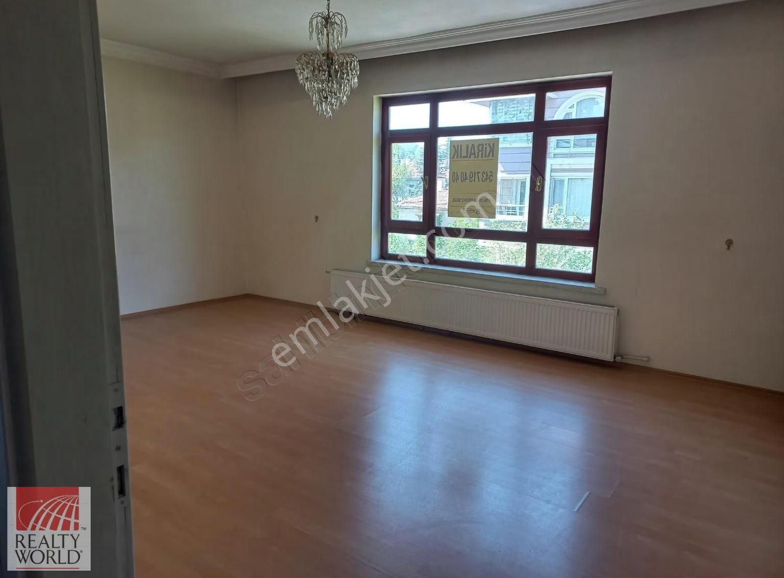 İstasyon Mahallesinde Satılık 5+1 Dublexs Daire