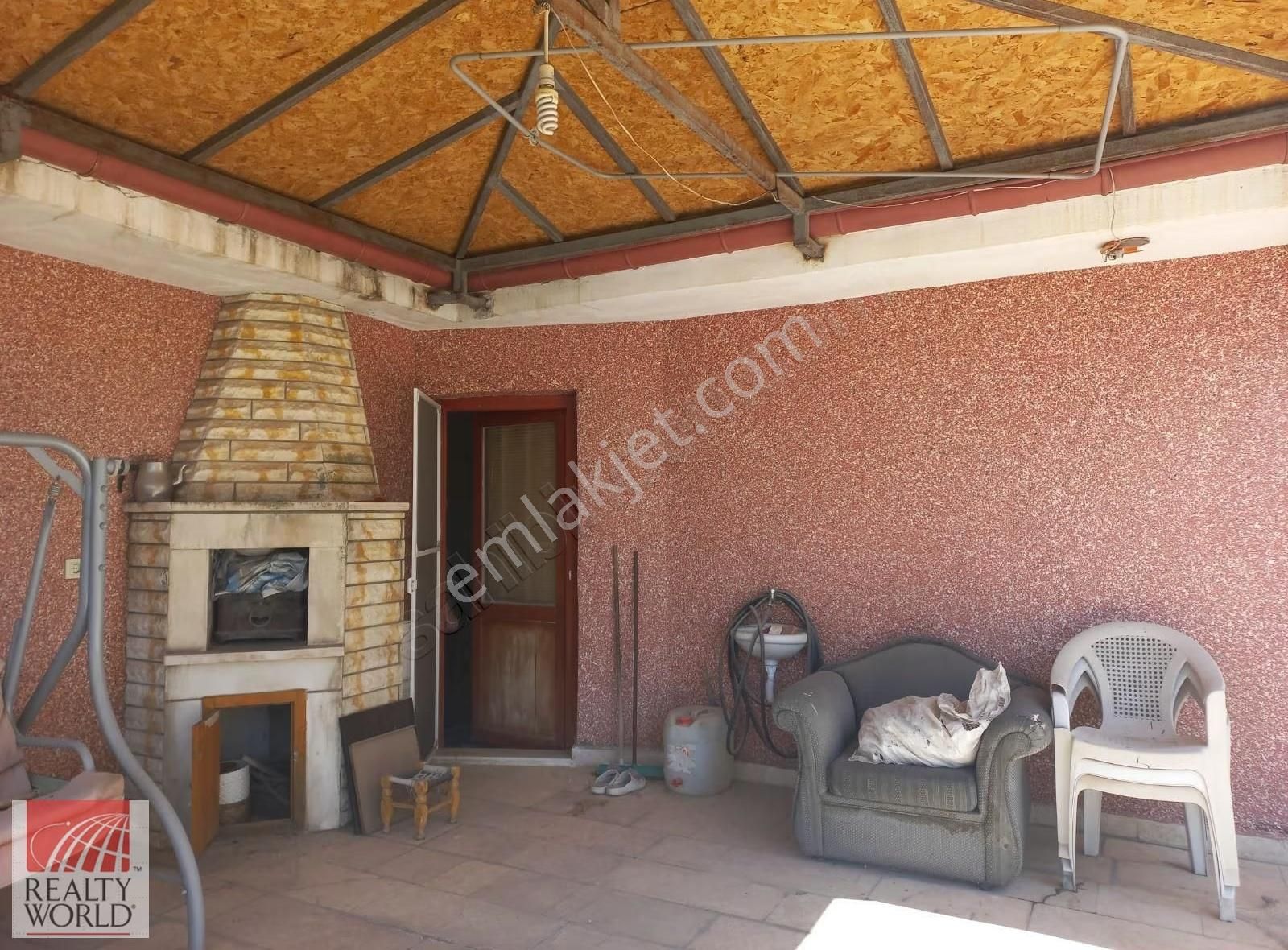 İstasyon Mahallesinde Satılık 5+1 Dublexs Daire - Görsel 3