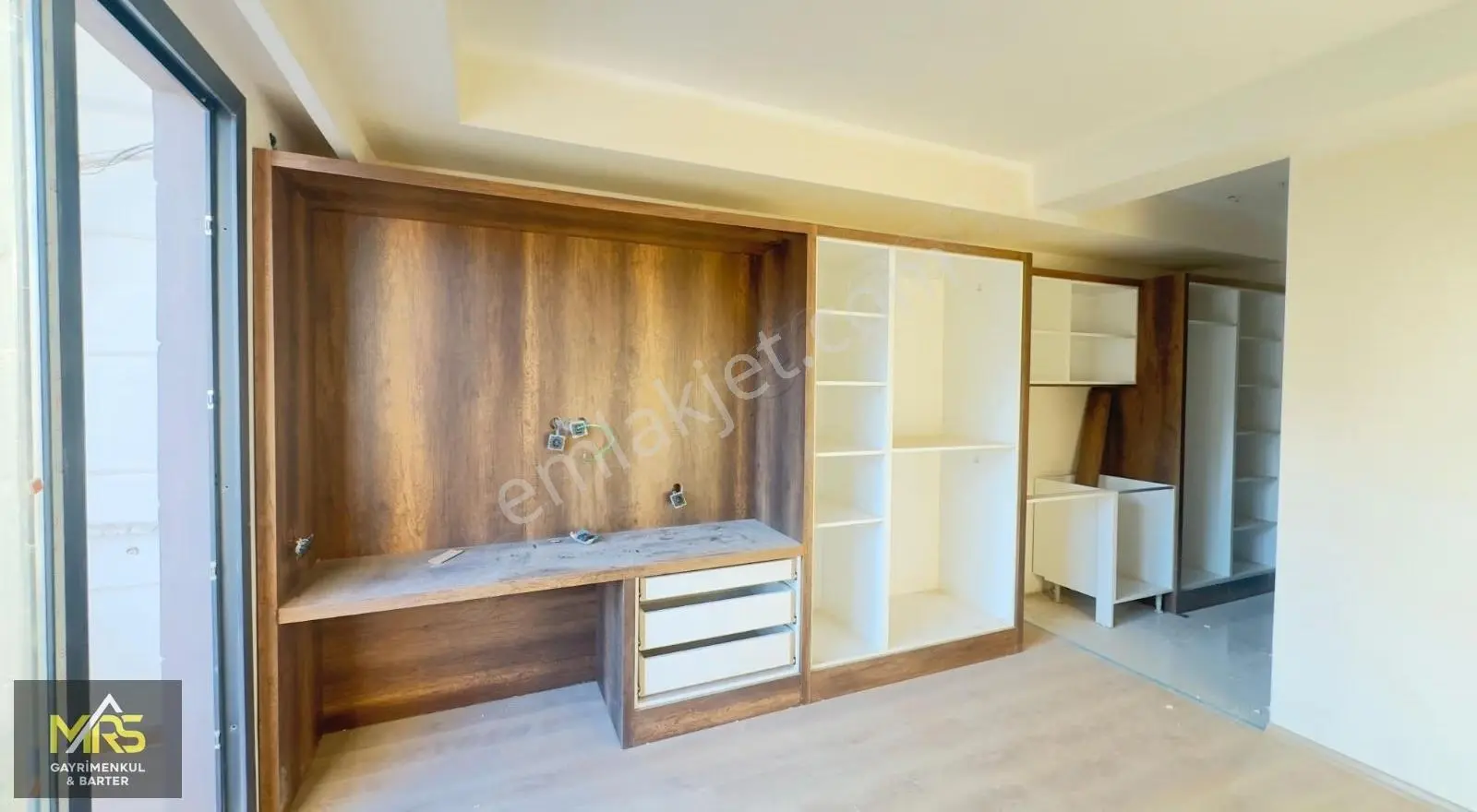 Mrs Gayrimenkulden Tömük'de 1+0 Daire