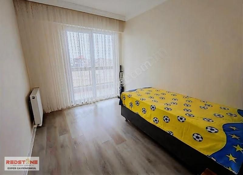 Karasu Akkum Mevkii, Denize 50 Metre ,ara Kat Full Eşyalı 2+1 - Görsel 3