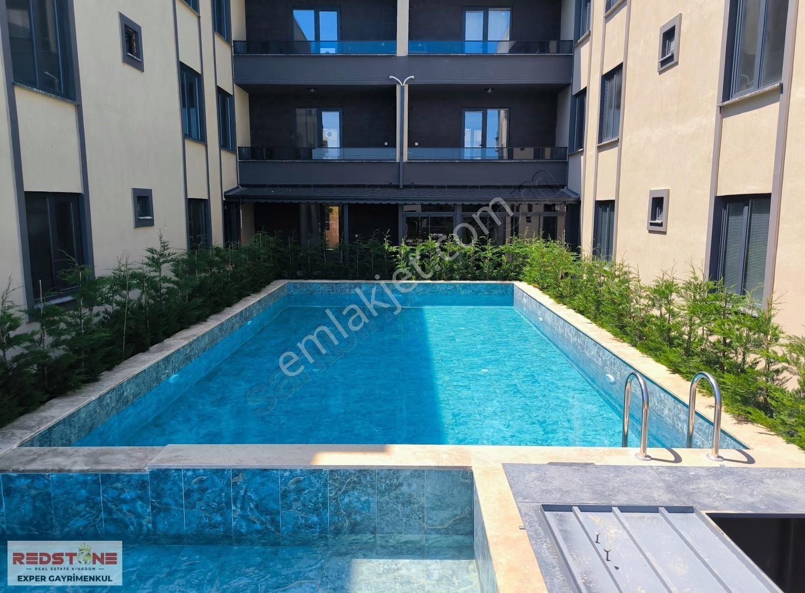 Şehri Mahalde Orta Kat Havuz Cephe Kombi C. Balkon Satılık 2+1 - Görsel 4