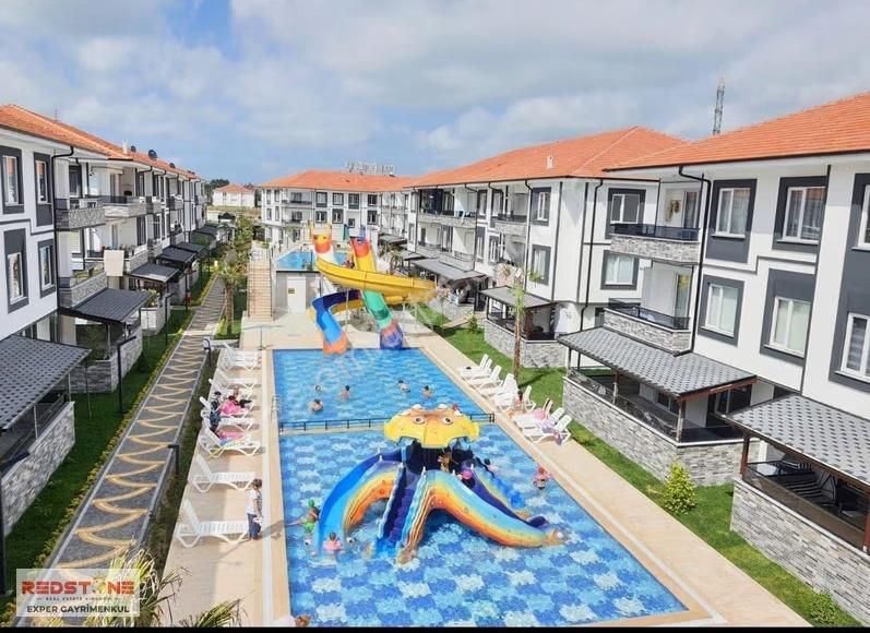 Karasu Koru Parkta Mutfak Ayrı Ara Katta Kombili 85 M2 2+1