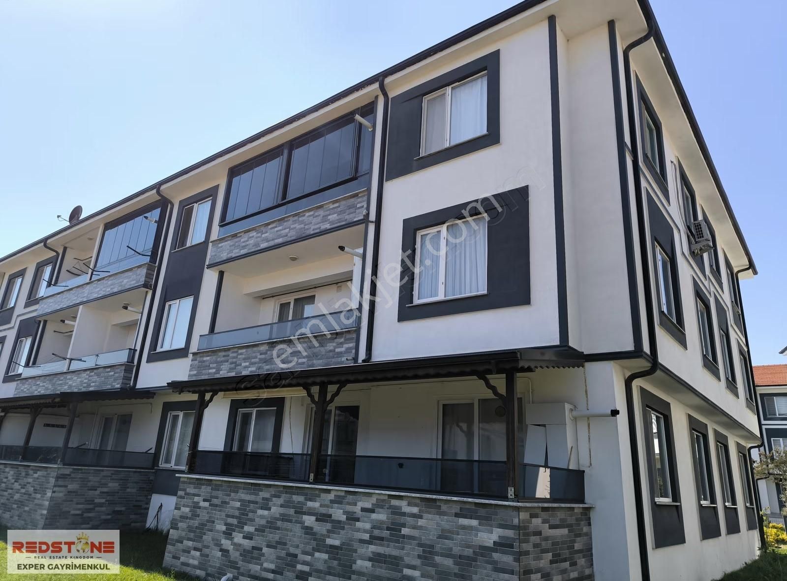 Karasu Koru Parkta Mutfak Ayrı Ara Katta Kombili 85 M2 2+1 - Görsel 23