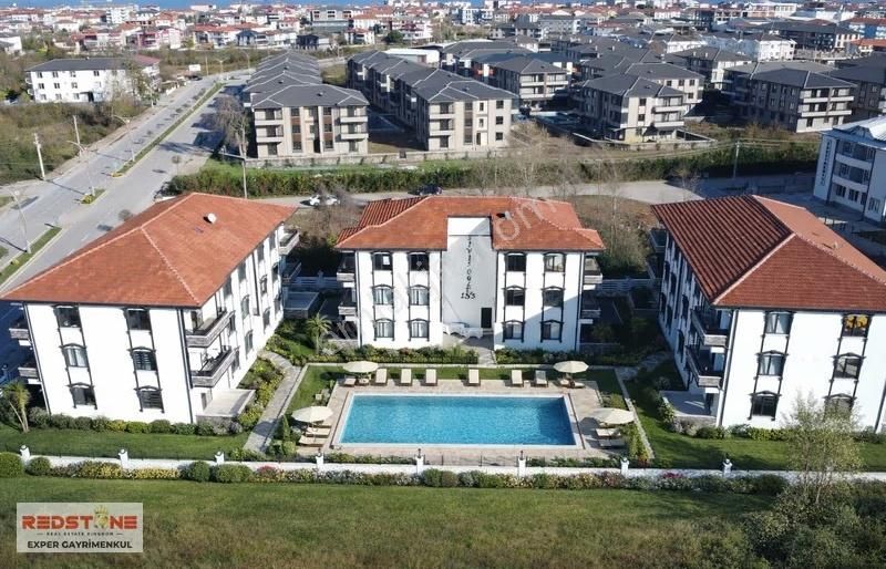 Karasu Aziziye'de Sıfır Havuz Cepheli Kat Mülkiyetli 2+1 Daire - Görsel 2