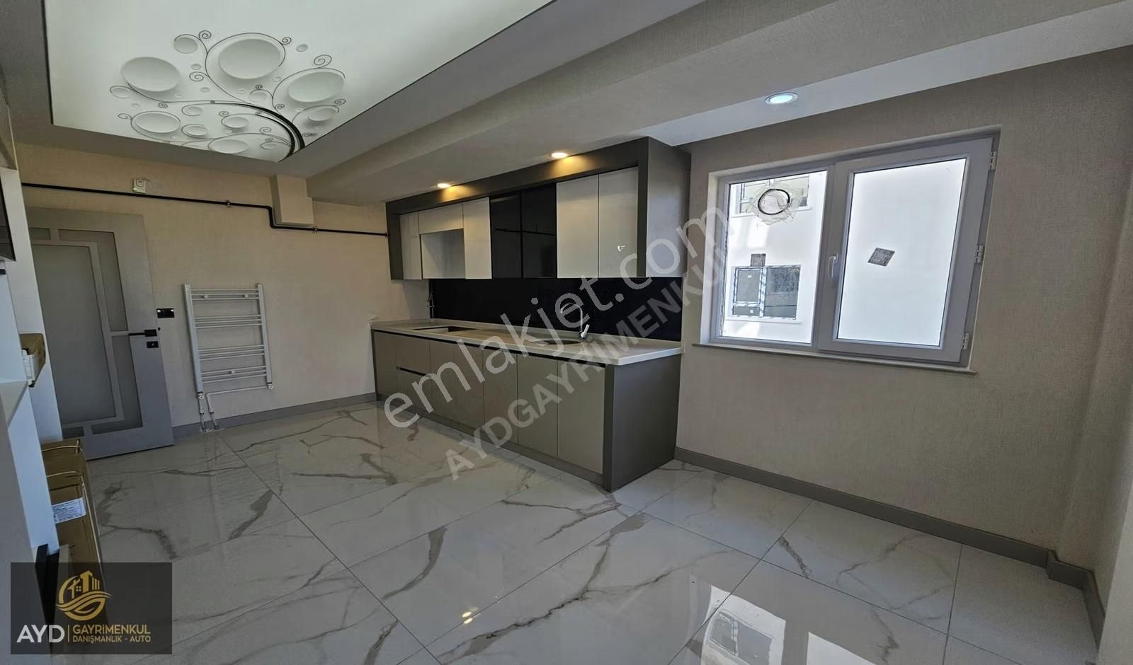 Ayd'den Menderes Mah Satılık 4+1 160m2 Ara Kat Daire - Görsel 4