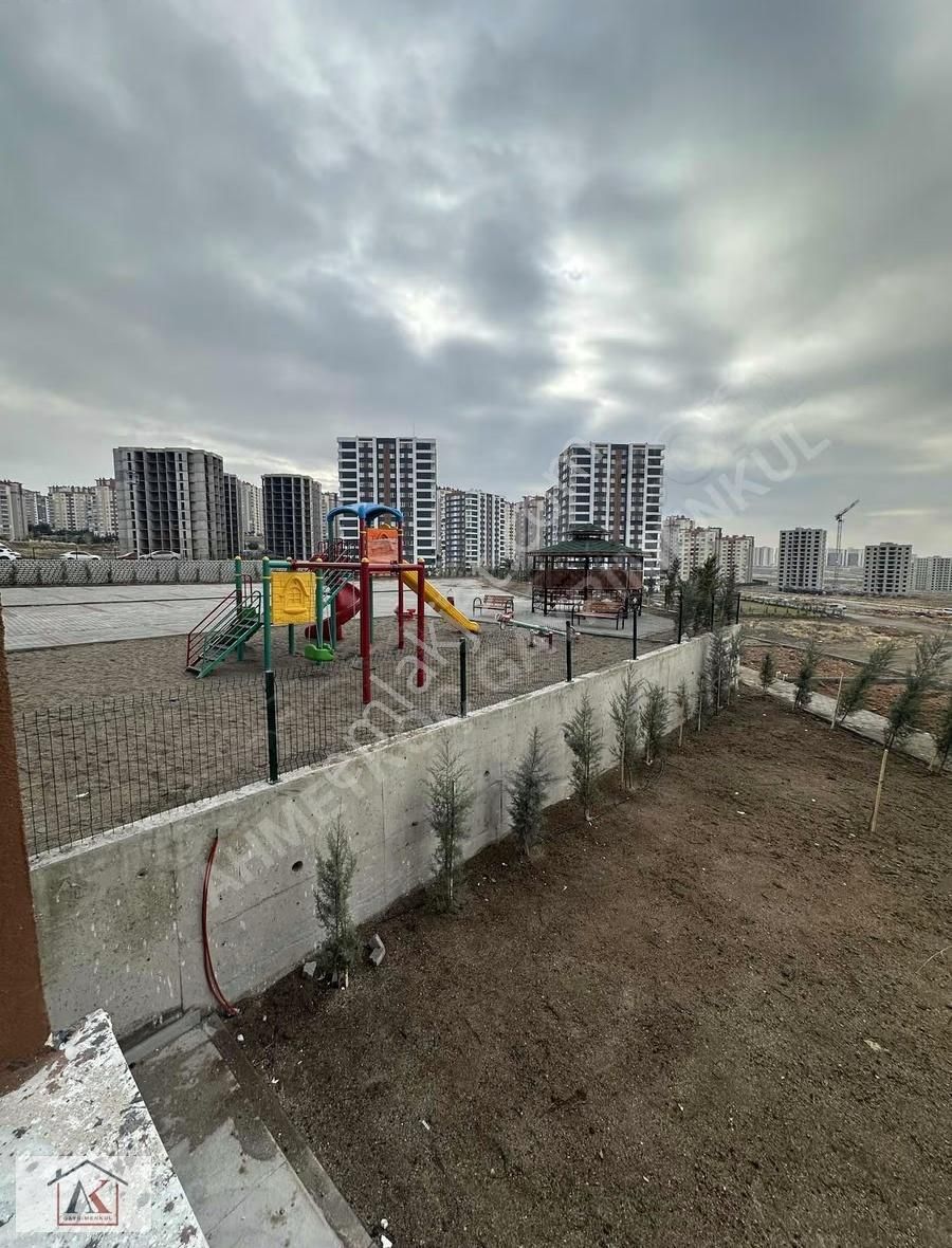 İldem E 14 Blok Ta Yeni Teslim 5 Odalı Zemin - Görsel 13