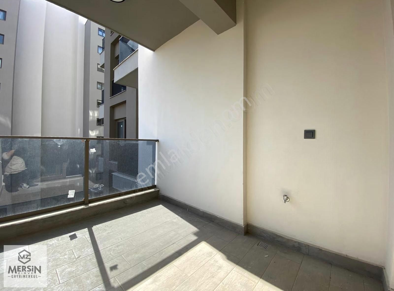Merkezi Konum | 75. Yıl Mah. Gmkya Sıfır Lüks 2+1 - Görsel 8