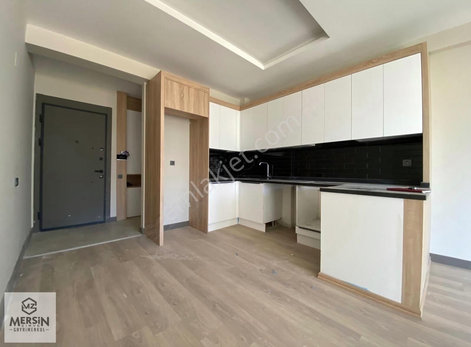 Prestijli Sitede Gmkya Sıfır Lüks 2+1 Satılık