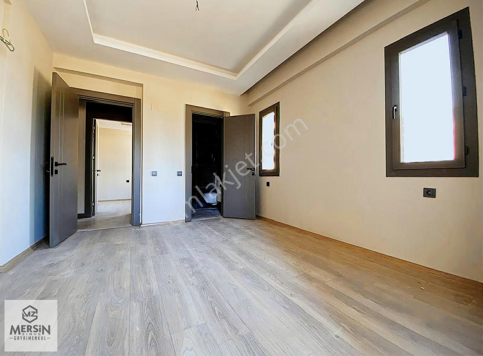 Prestijli Sitede Gmkya Sıfır Lüks 2+1 Satılık - Görsel 17