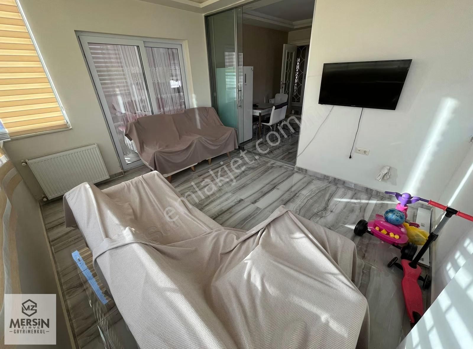 Özel Tasarım, Geniş Ve Ferah, Merkezi Konumda Satılık Ev - Görsel 20