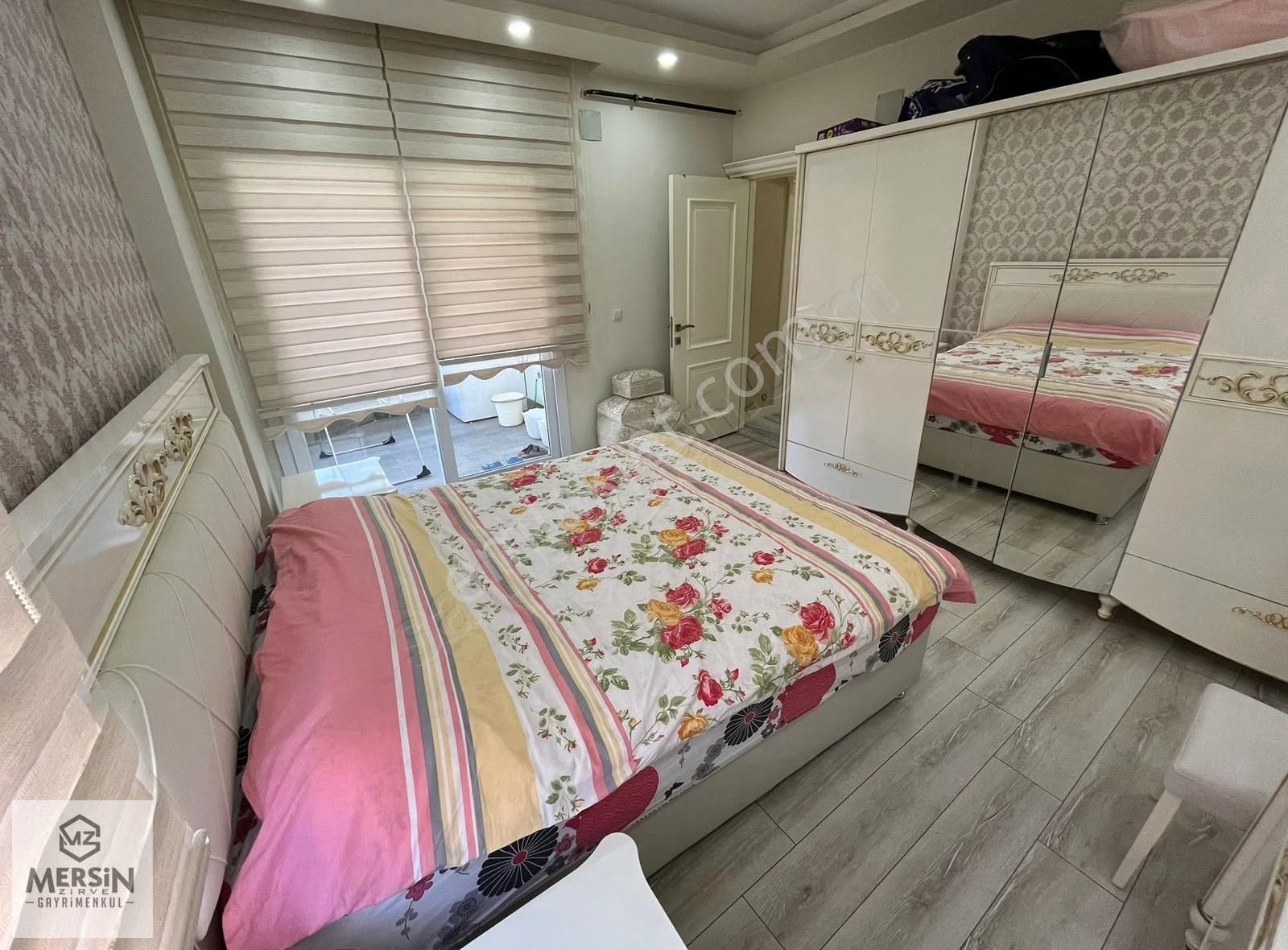 Özel Tasarım, Geniş Ve Ferah, Merkezi Konumda Satılık Ev - Görsel 6