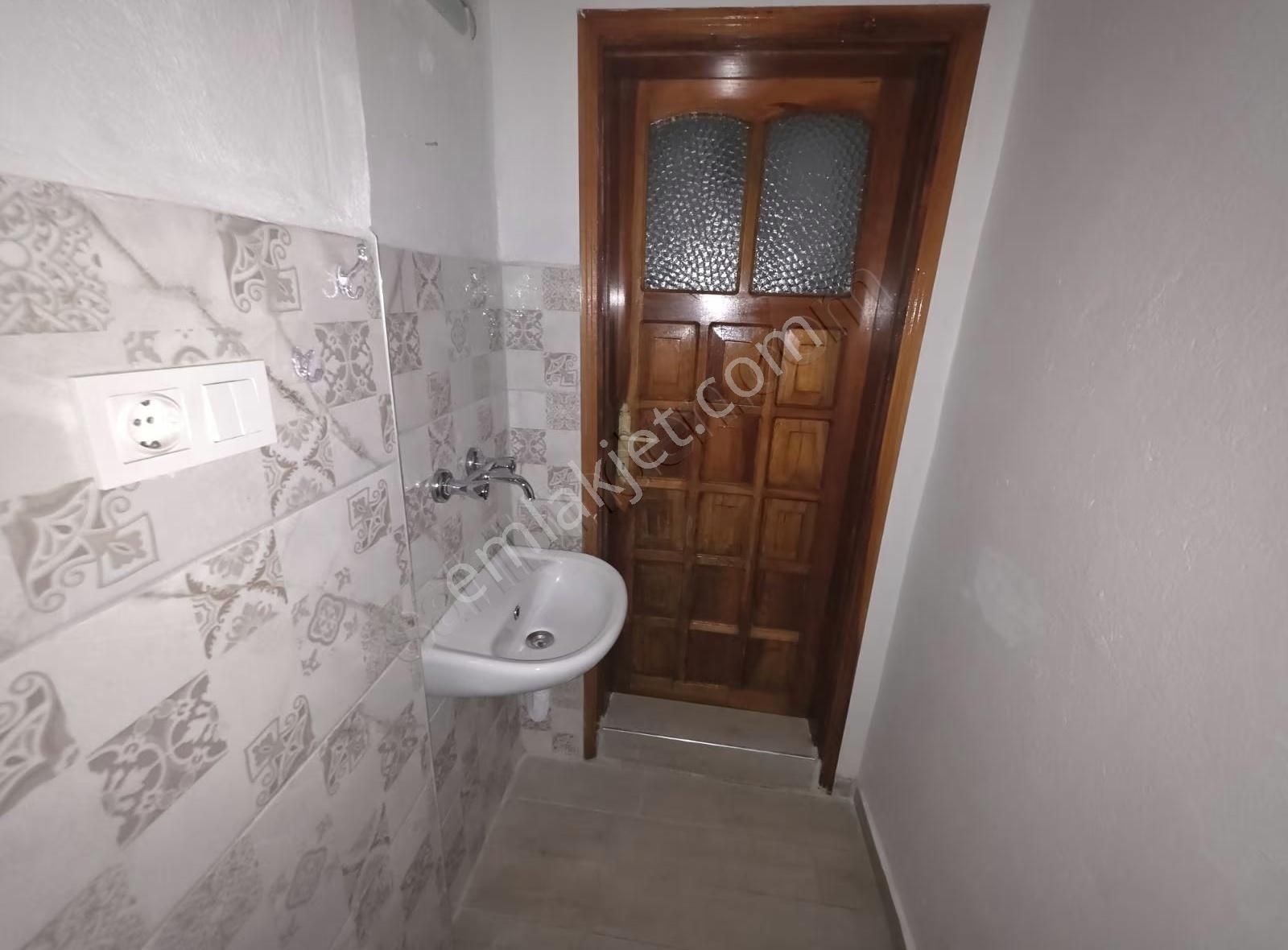 2.sakarya Mahallesi Özel Okullar Üstünde 3+1 Giriş Kat Kiralık - Görsel 8