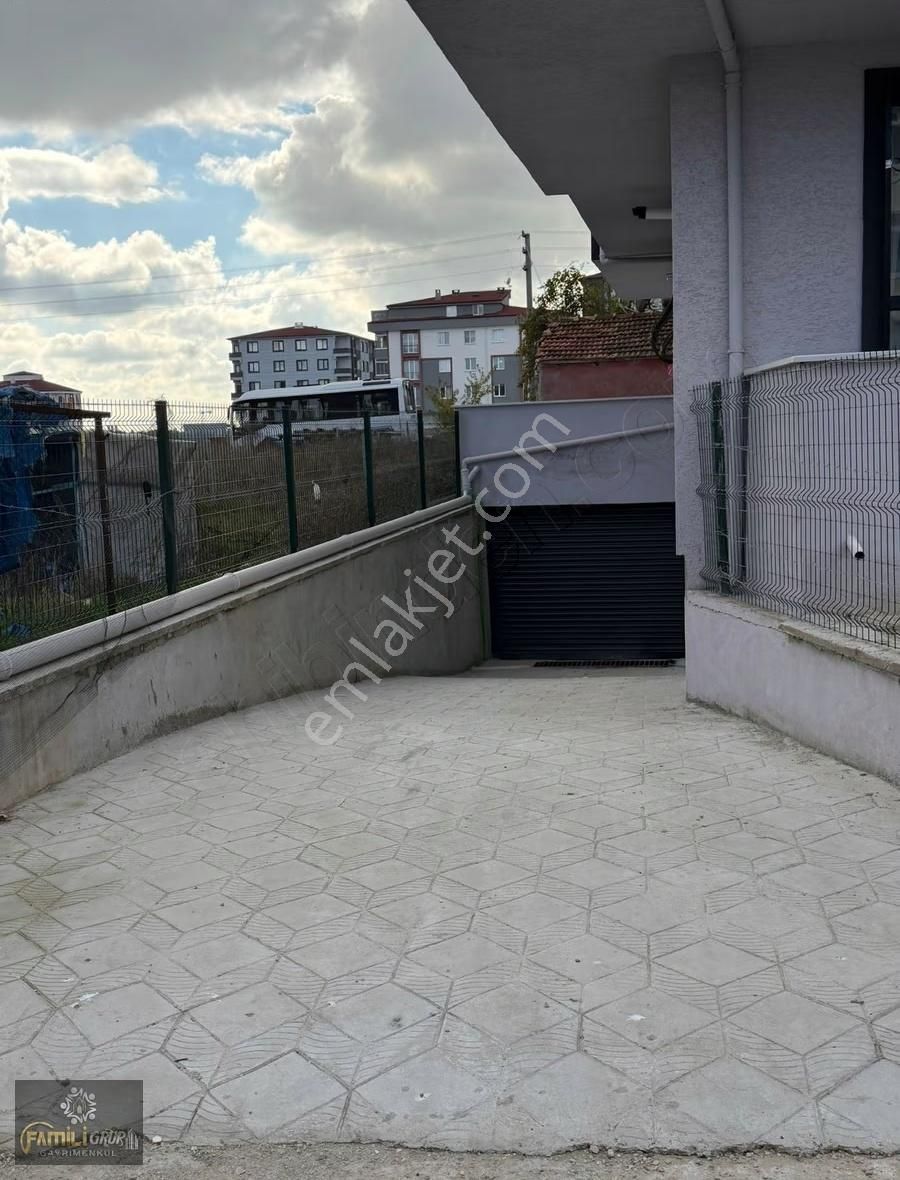 Famili Gayrimenkul'den Satılık Ön Cephe Lüks Daire - Görsel 8