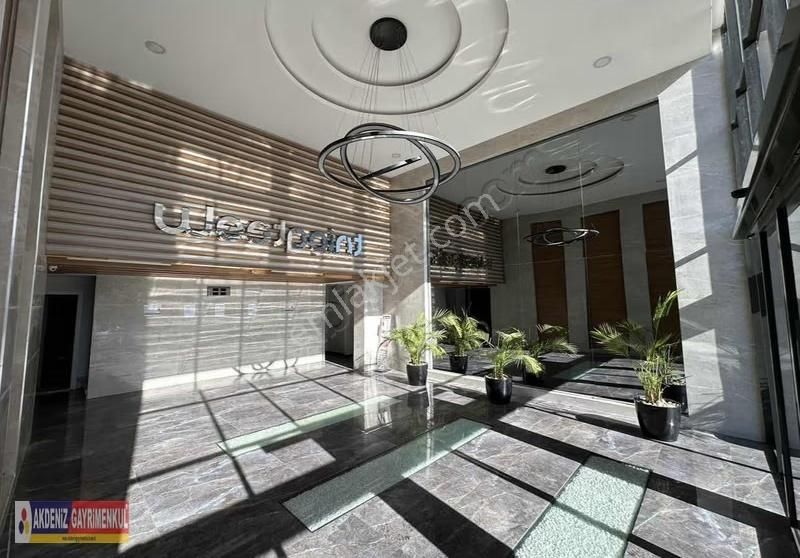 Real Kavşağı Groseri Yanında Güvenlikli Eşyalı Kiralık Daire - Görsel 17