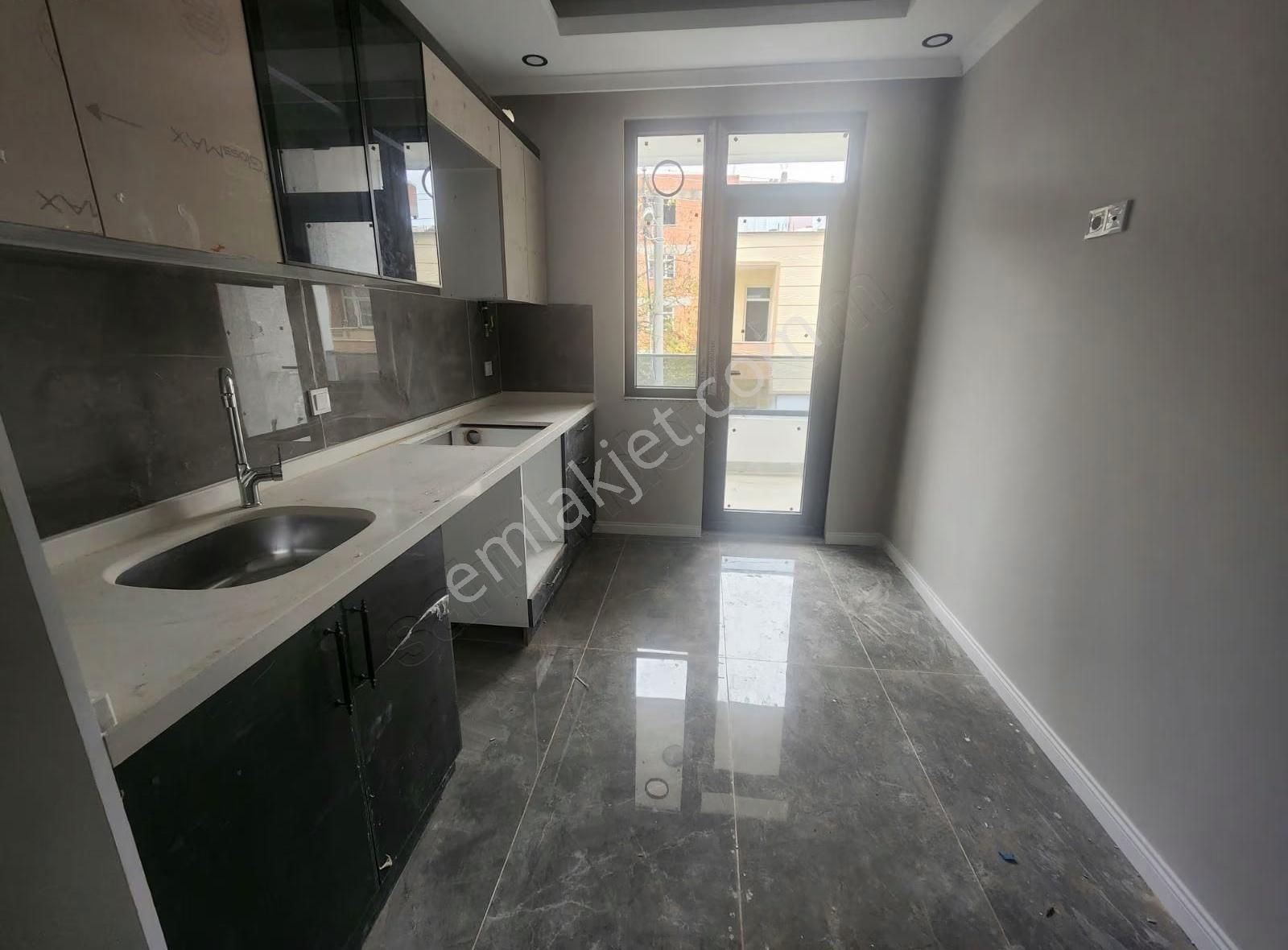 Denız Can Emlak İstasyon Caddesine Yakin Asansörlü 2+1 Arakatlar - Görsel 14