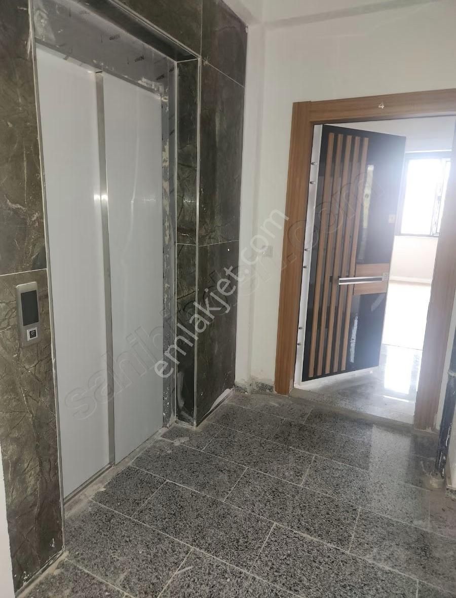 Denız Can Emlak İstasyon Caddesine Yakin Asansörlü 2+1 Arakatlar - Görsel 18