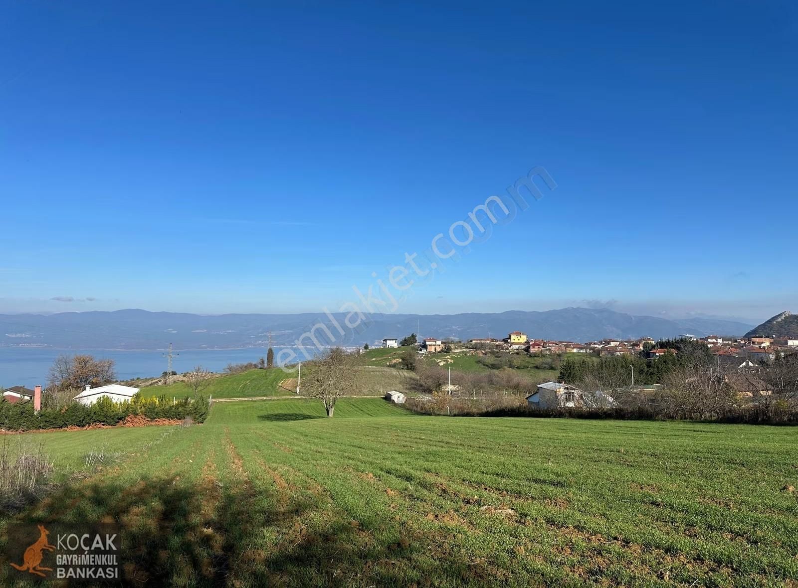 Harika Doğa Ve Göl Manzarasıyla Köy İmar Sınırımda 5628m2 Arazi - Görsel 23