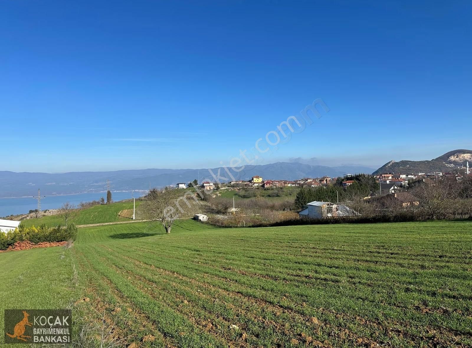 Harika Doğa Ve Göl Manzarasıyla Köy İmar Sınırımda 5628m2 Arazi - Görsel 12